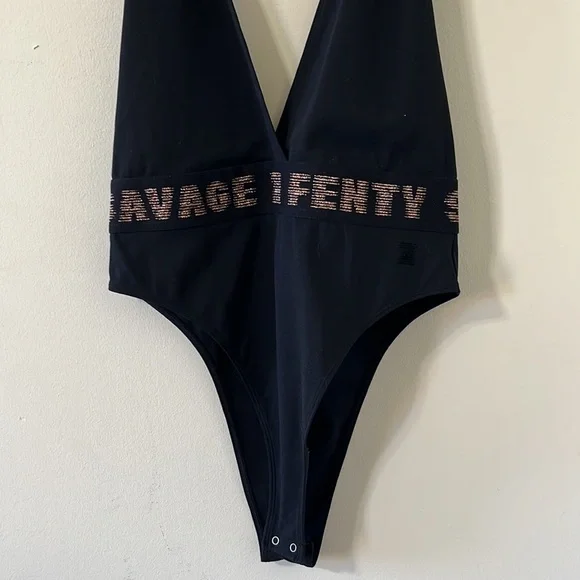 Savage X Fenty Rose Gold Logo Halter Plunge Bodysuit Black Caviar Size M - Picture 4 of 11